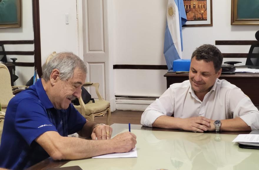 Firma del convenio.