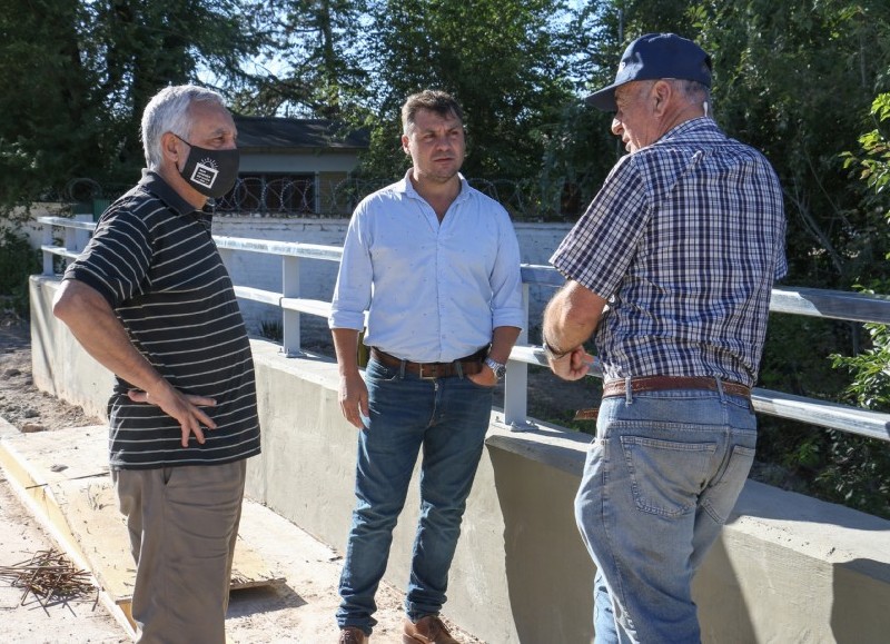 El intendente supervisó los trabajos.