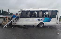 Cuatro policías fallecieron en un trágico accidente en Carmen de Areco